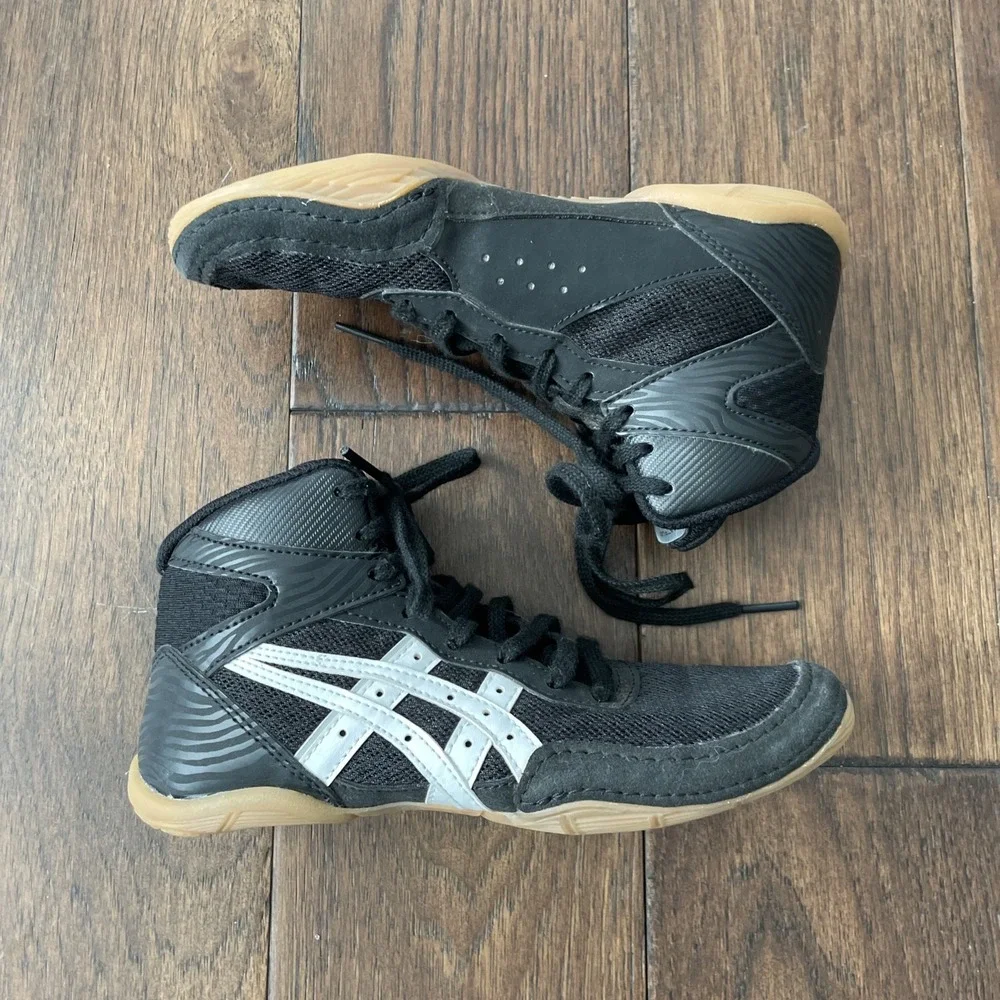 Asics Matflex 7 High Top Wrestling Shoes Youth Kids Size 2 Black White 1084A011